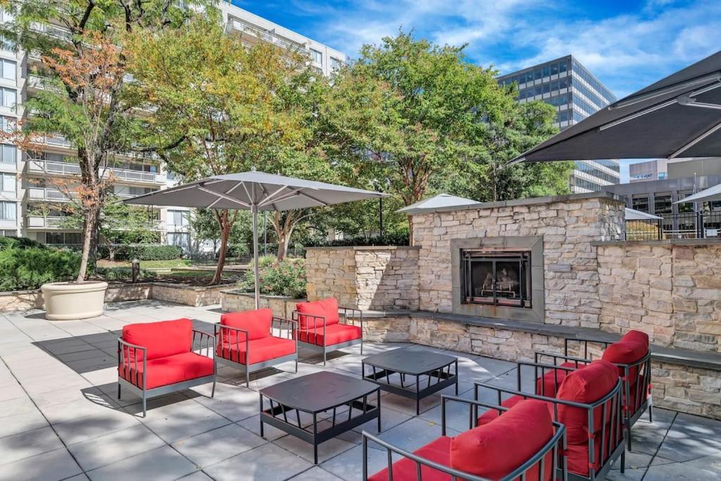 Charming Apartment At Crystal City With Amazing Amenities Άρλινγκτον Εξωτερικό φωτογραφία